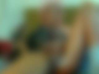 Live cam show with Evangeline2604 - Black MILF on MyBangCams