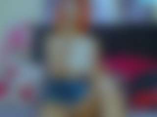 Live cam show with Evangeline2604 - Muscle on eurowanks.com