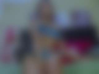 Live cam show with Evangeline2604 - Muscle on Camsoda
