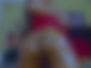 Evangeline2604 MILF webcam performer live streaming