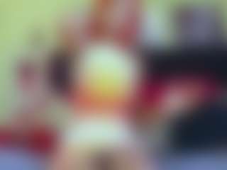 Evangeline2604's Live Sex Cam Show