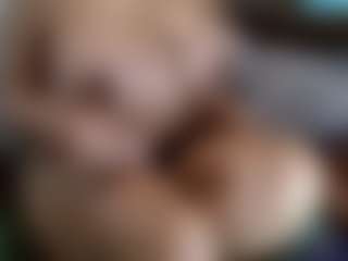 Live cam show with FreakNique - BBW on TeamSkeetLive