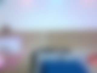 Live cam show with KAROL-SCOTT - Swallow on Instabang