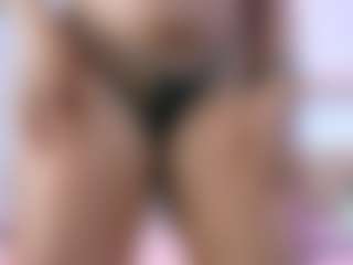 Live cam show with KAROL-SCOTT - Ebony Teen (18+) on wildcum.com