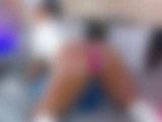 Live cam show with KAROL-SCOTT - Ebony Teen (18+) on xfollow cams