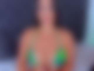 Live cam show with ninfomaria - Thin on eurowanks.com