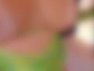 Live cam show with ninfomaria - Bedroom on CamClone