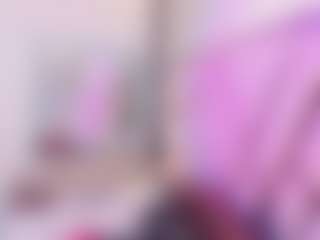Live cam show with Anny Run - Smoking on Camsoda