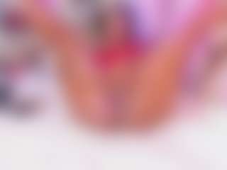 Live cam show with Anny Run - Squirt on PervPlay.com