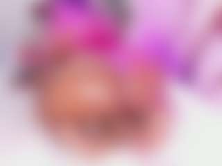 Live cam show with Anny Run - Latina on StripNow | colombia