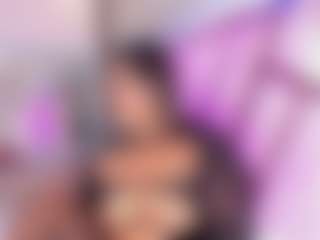 Live cam show with Anny Run - Double Penetration on SquirtSoMuch