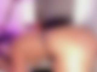 Live cam show with Anny Run - Brown Eyes BBW on TeamSkeetLive