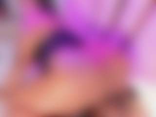 Live cam show with Anny Run - Public BBW on Milfs Live