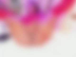 Live cam show with Anny Run - BBW on alttransgirls