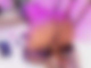 Live cam show with Anny Run - Public on Fling VIP Chat