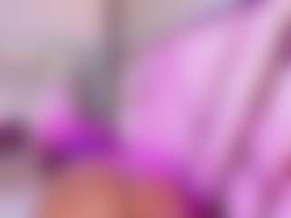 Live cam show with Anny Run - Fingering on livesuperchat.net