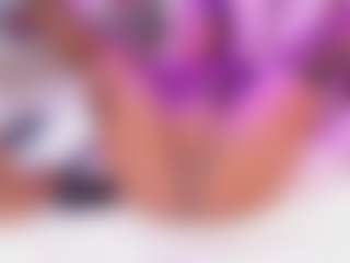 Live cam show with Anny Run - Ebony on Camsoda | colombia