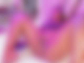 Live cam show with Anny Run - Lingerie on Camsoda