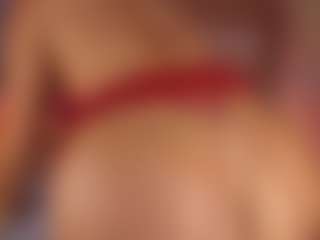 Live cam show with Catalina Evans - Tease on Camsoda