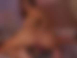 Live cam show with Catalina Evans - Shredded on xblisslive.com