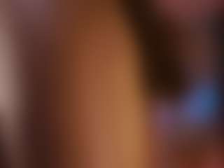 Live cam show with Catalina Evans - Athletic Strip on Camsoda