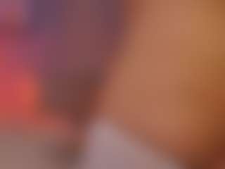Live cam show with Catalina Evans - Athletic on crypto-cams