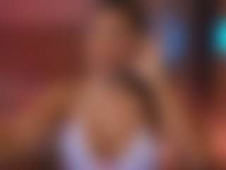 Live cam show with Catalina Evans - Morena on Mixed Magazine Live