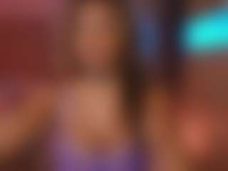 Live cam show with Catalina Evans - Skinny on Milfs Live