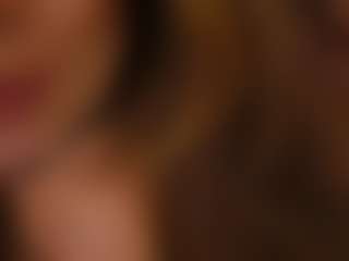 Live cam show with Catalina Evans - Ass Bouncing on Strip Flash - Live Sex Shows