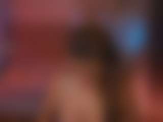 Live cam show with Catalina Evans - Strip Teen (18+) on Camsoda