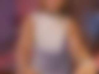 Live cam show with Catalina Evans - Ahegao on Dolls Live
