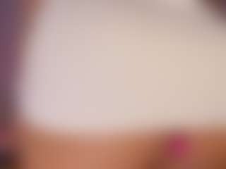 Live cam show with Catalina Evans - Dildo on Dare Cams
