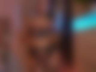 Live cam show with Catalina Evans - Tease on studioflirtlive.com