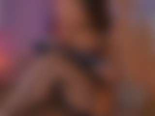 Live cam show with Catalina Evans - Shaved Pussy Latina on Camversity | colombia