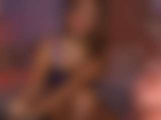 Live cam show with Catalina Evans - Blonde Hair Amateur on Camsoda
