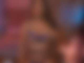 Live cam show with Catalina Evans - Double Penetration on Camsoda