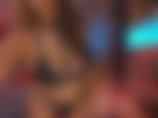 Live cam show with Catalina Evans - Strip Teen (18+) on WildCum