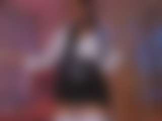 Live cam show with Catalina Evans - Young Adult on Dolls Live