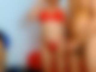 abigail-morgaN MILF webcam performer live streaming