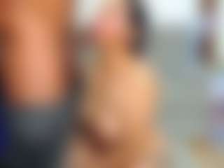 abigail-morgaN MILF webcam performer live streaming