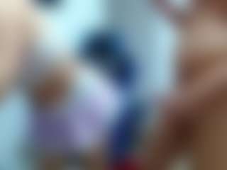 abigail-morgaN MILF webcam performer live streaming