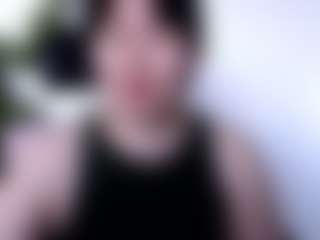 Akiramm MILF webcam performer live streaming