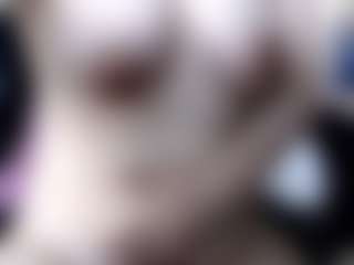 Akiramm MILF webcam performer live streaming