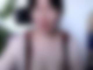 Akiramm MILF webcam performer live streaming