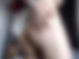 Live cam show with Akiramm - Dildo on AdultVida.com