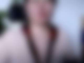 Akiramm MILF webcam performer live streaming