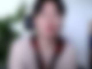 Akiramm MILF webcam performer live streaming
