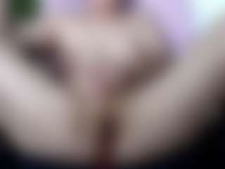 Akiramm MILF webcam performer live streaming