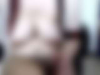 Akiramm MILF webcam performer live streaming