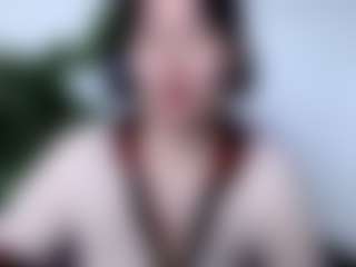 Akiramm MILF webcam performer live streaming